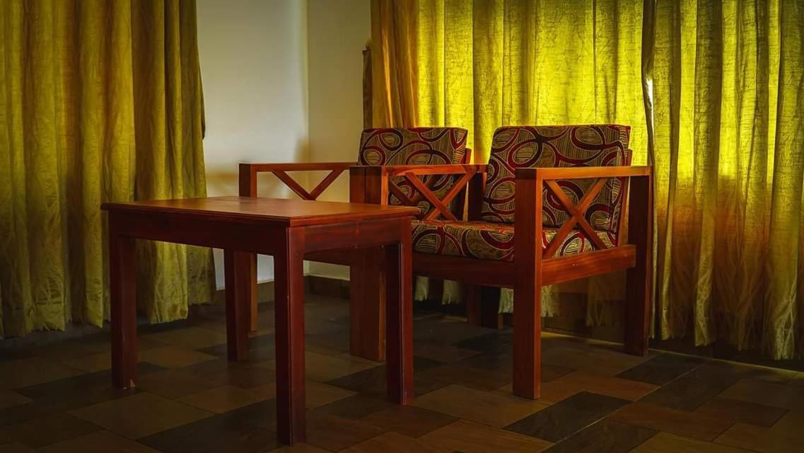 Lime Light Resort Munnar Buitenkant foto