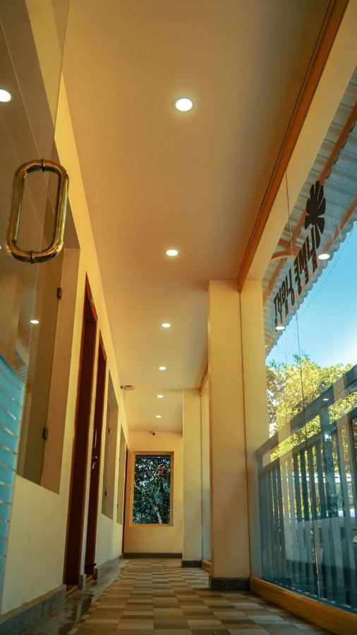 Lime Light Resort Munnar Buitenkant foto