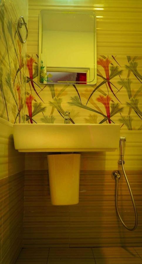 Lime Light Resort Munnar Buitenkant foto